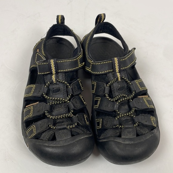 Keen yellow and black Newport sandals washable flawed size 13 - Picture 2 of 8